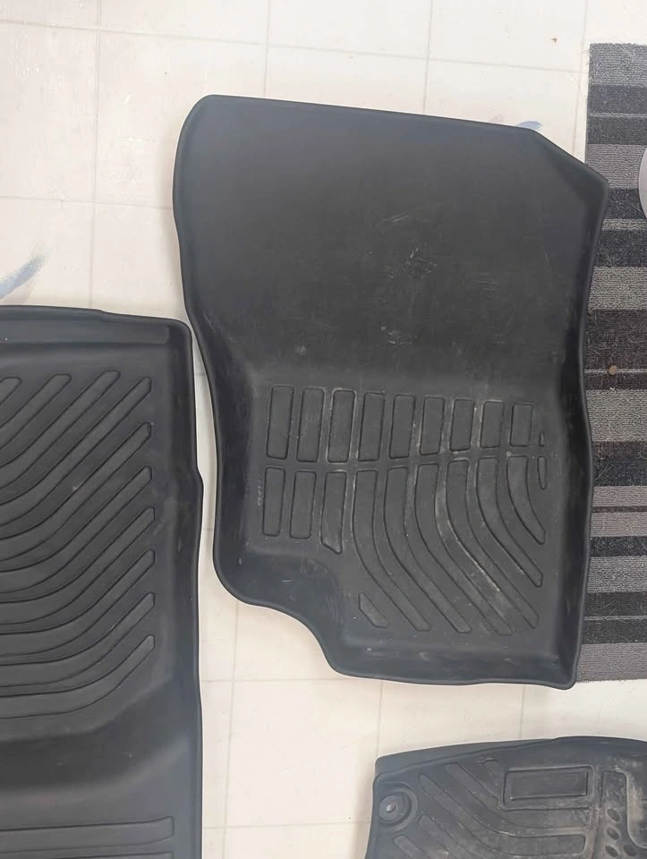 Custom Floor Mats for Mitsubishi Outlander - photo 3