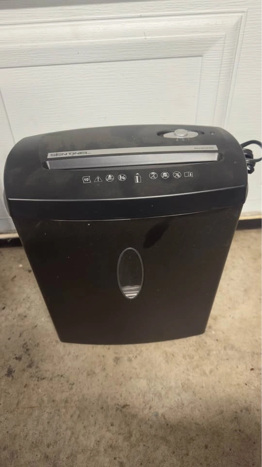 Sentinel On Guard 10-Sheet Shredder - photo 4