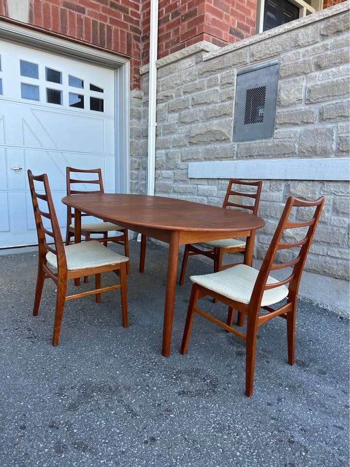 Dyrlund Teak Dining Set - photo 2