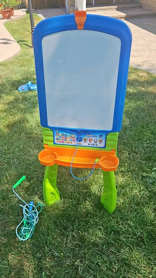 VTech DigiArt Creative Easel thumbnail