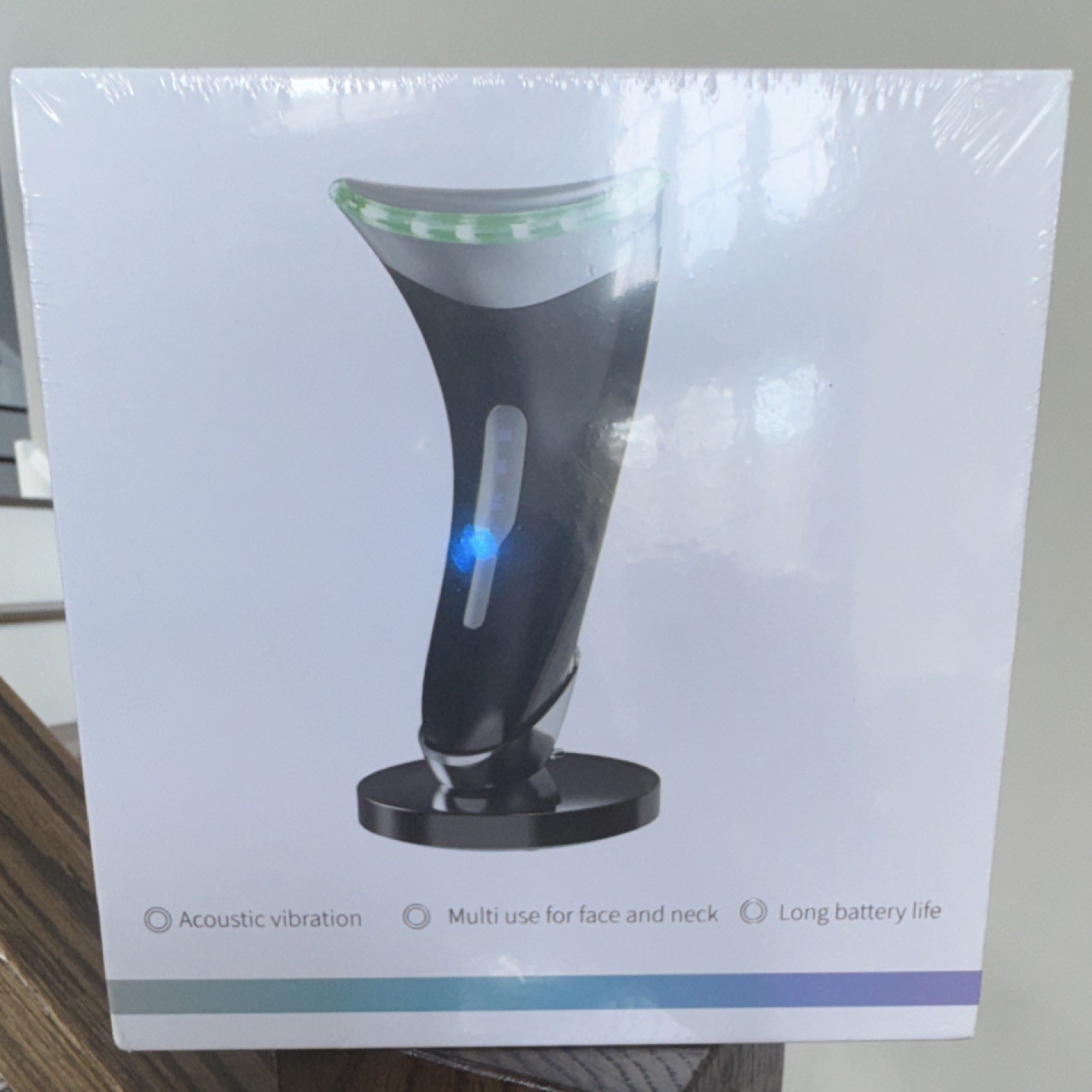 Light Therapy Device Black Face & Neck Acoustic Vibration