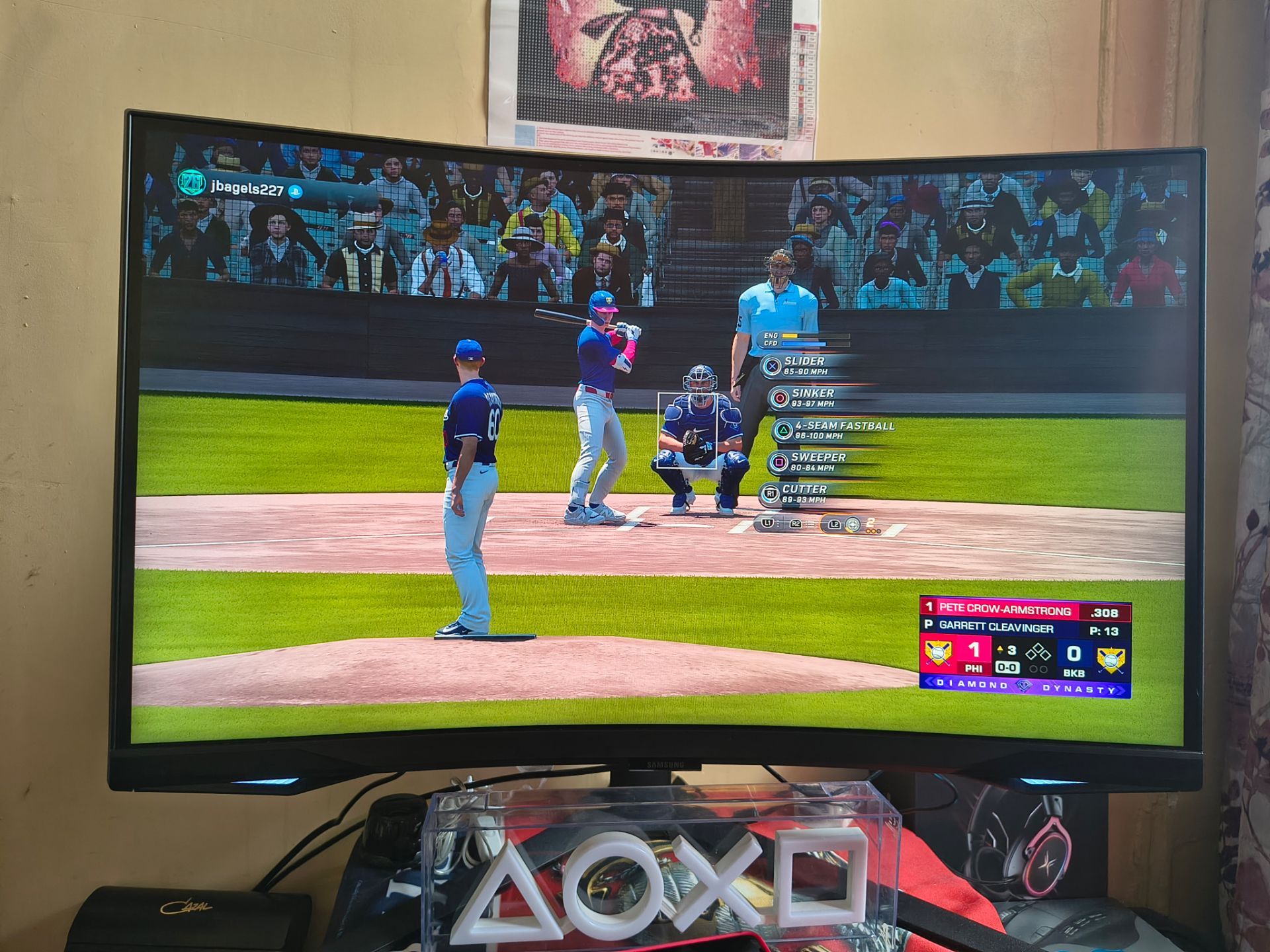 Samsung 27" Odyssey G65B Curved Gaming Monitor, 240Hz, 1ms - photo 2