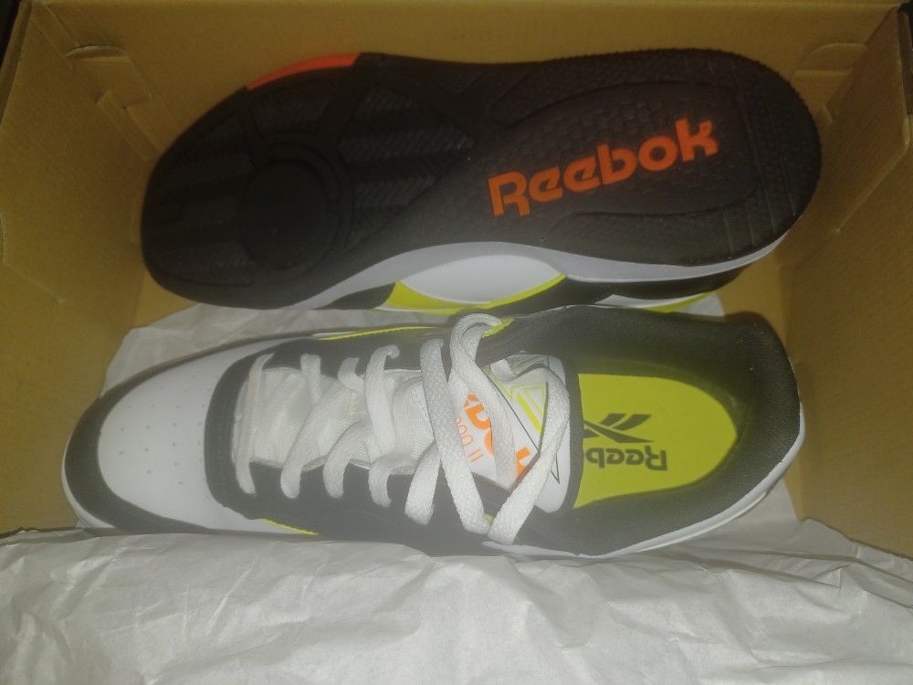 Reebok new size 13 in box - photo 3