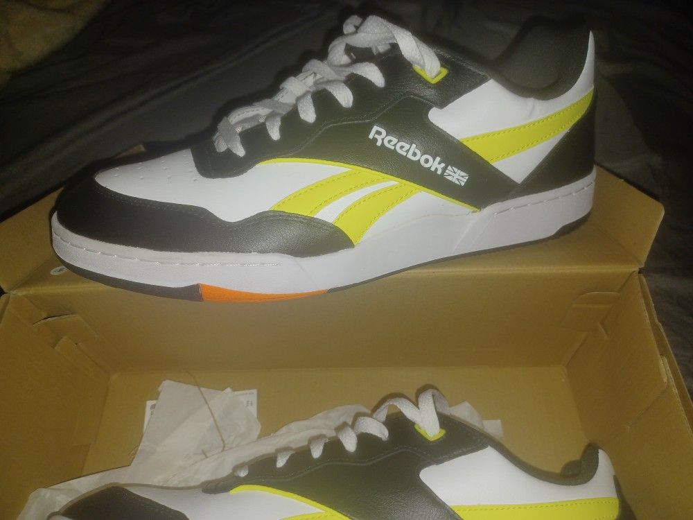Reebok new size 13 in box - photo 4