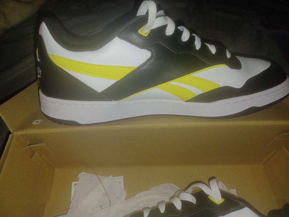 Reebok new size 13 in box - photo 5