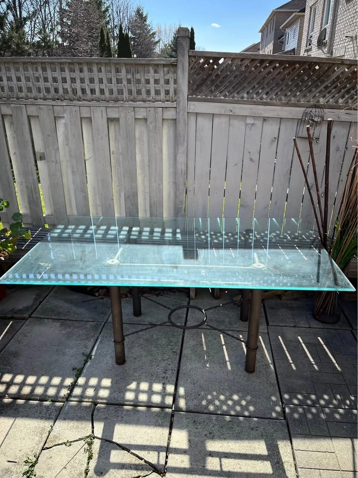 Glass Patio Table | Make me an offer - photo 3