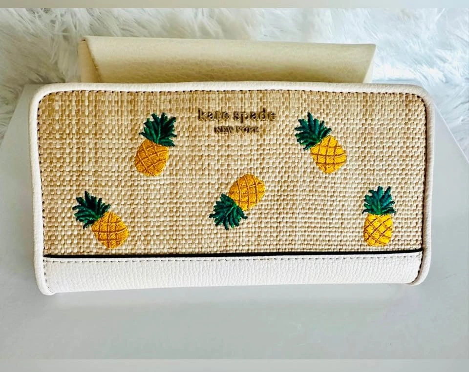 Kate Spade Wallet - photo 3