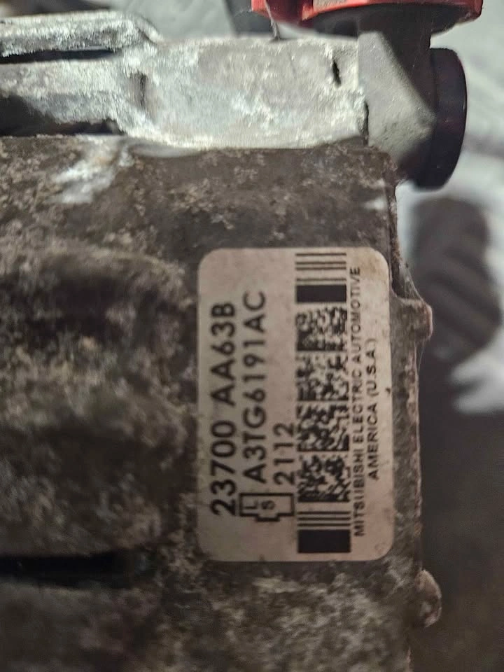 Subaru 2.5L Alternator (23700AA63B) - photo 2