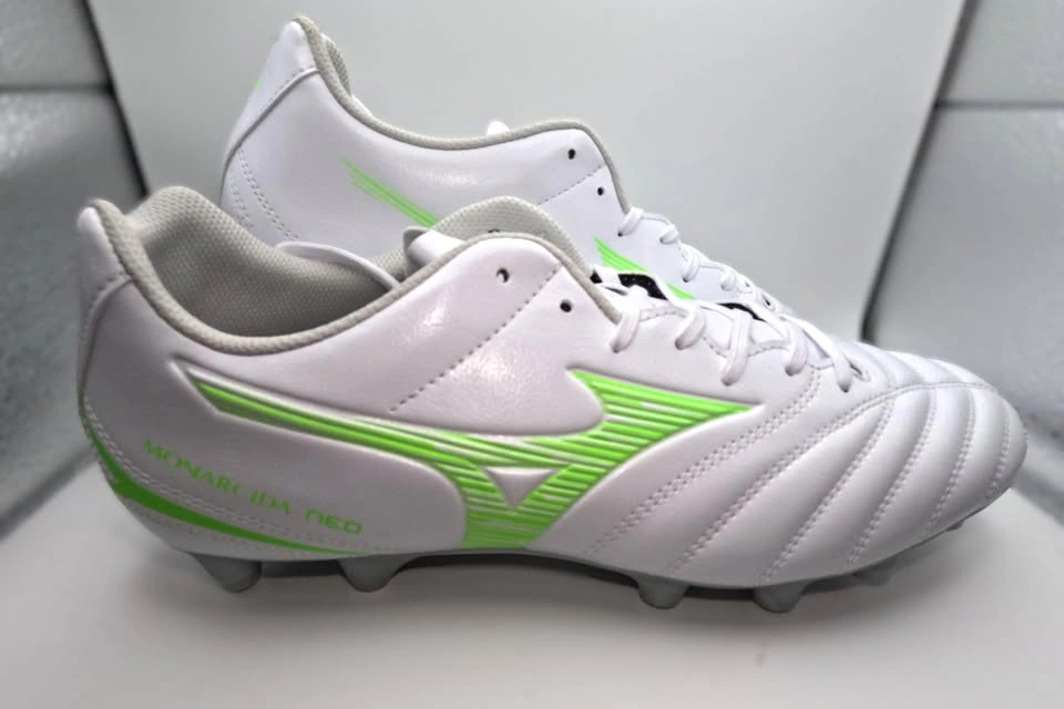Mizuno Monarcida Neo III Select Soccer Cleats FG Size 10 White/G