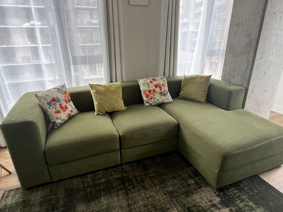 Green Sectional Sofa - photo 4