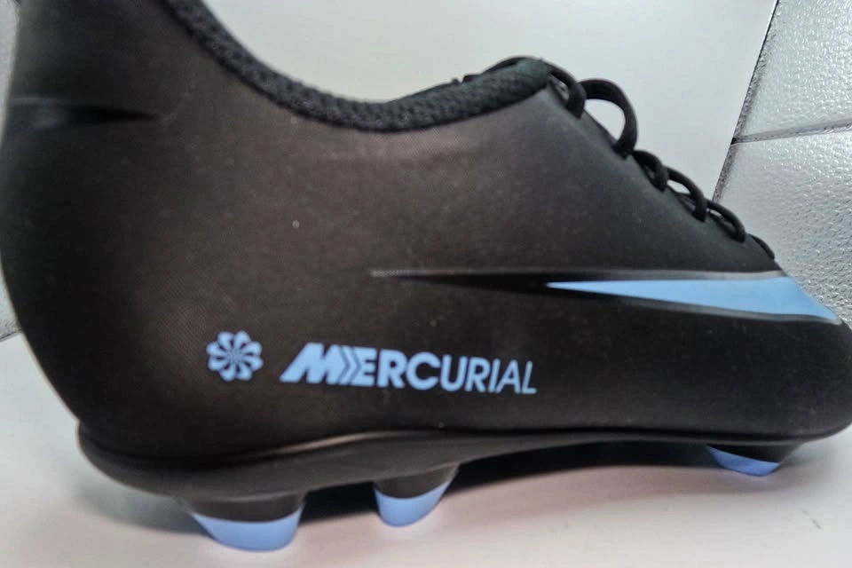Nike Vapor 16 Club Soccer Cleats FG Size 8 Black/Blue - photo 2