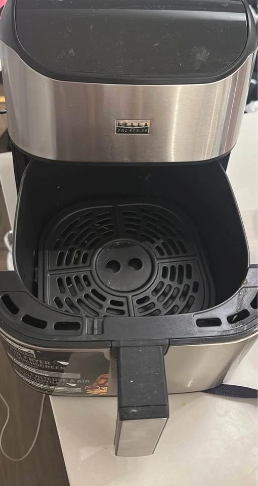 Bella Pro Series 6 QT Air Fryer Touchscreen - photo 3