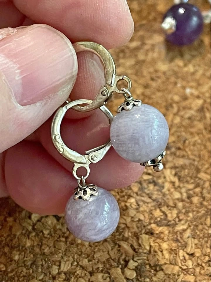 Light purple natural jade earrings