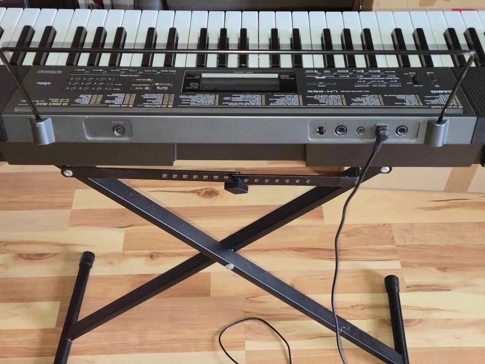 Casio LK-265 Lighted Keyboard w/ Stand – Great Beginner Piano - photo 3
