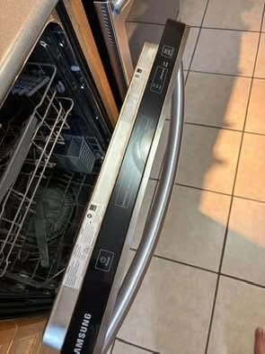 SAMSUNG Dishwasher - Excellent Condition - photo 2