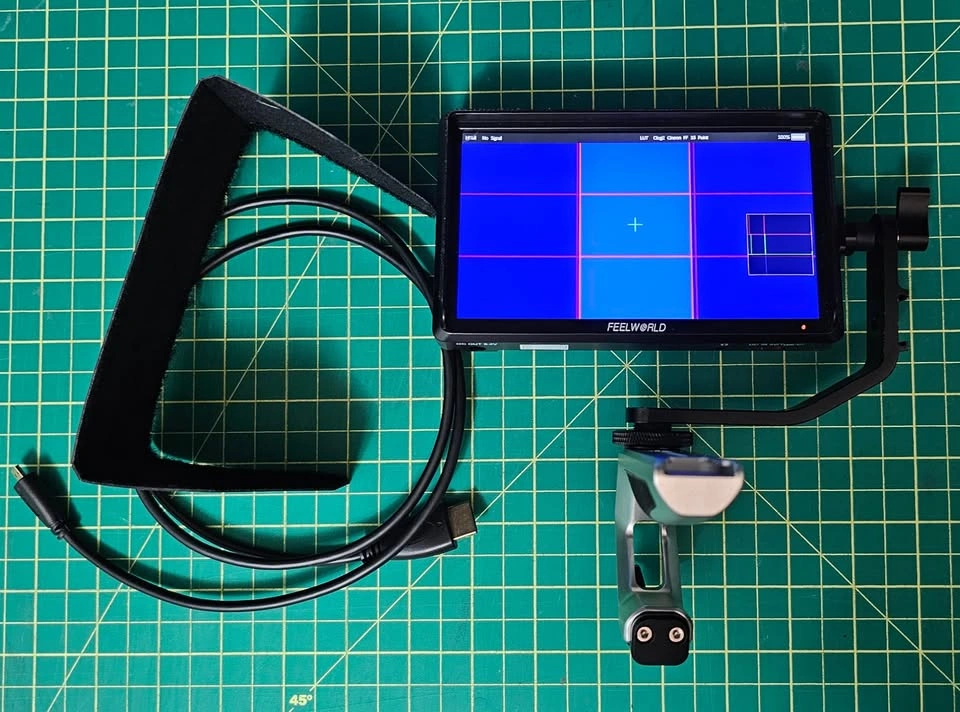 FEELWORLD S55 5.5 inch Field Monitor w/ Handle Mounts - photo 3