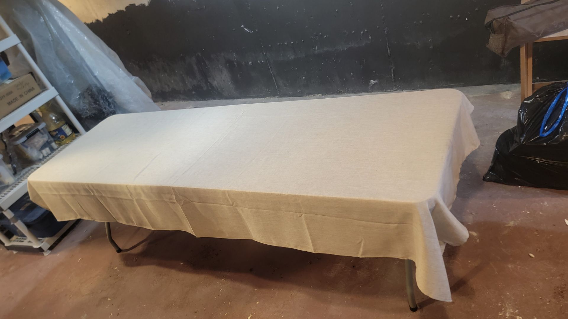 8ft Foldable Table w/ Tablecloth