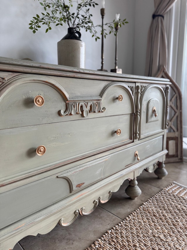 Old World Chippy Jacobean Style Sideboard Refinished - photo 3
