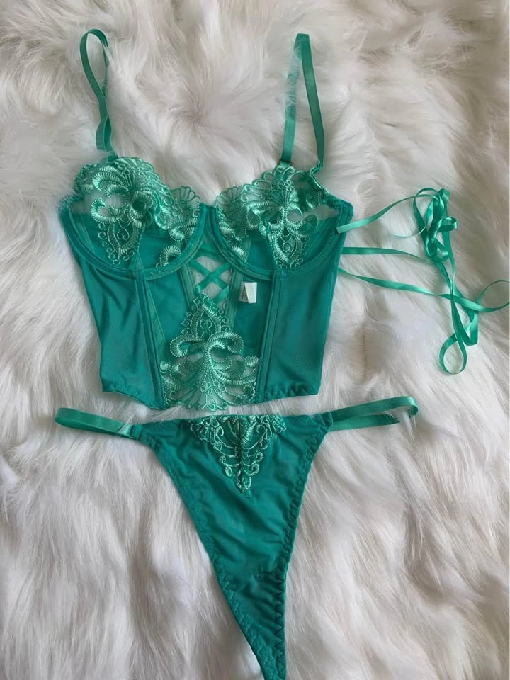 Victoria's Secret Pink Lace Bralette - photo 4