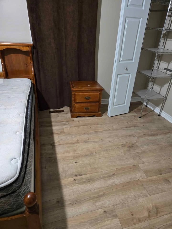 Free Queen bed set with dresser, mirror, and night stands - photo 4