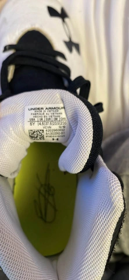 Under Armour Harper 4 Mid RM Sports Cleats Size 5Y - photo 3