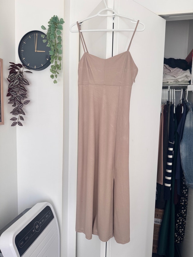 Dresses (Worn once) - photo 2
