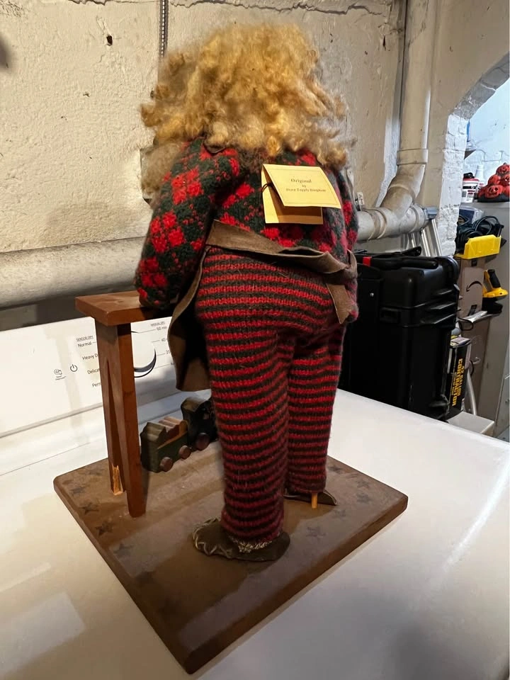Vintage Folk Art Santa Doll - Santa At Workshop by Joyce T Bingh - photo 3