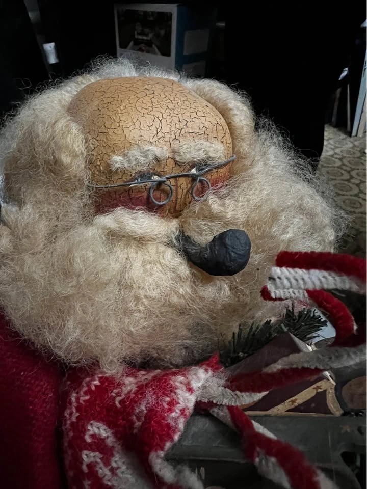 Antique Primitive Santa Claus Doll – Folk Art Christmas Figure - photo 2