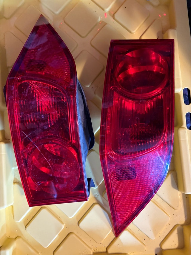 TSX Outer Tail Lights - No Bulb - photo 2