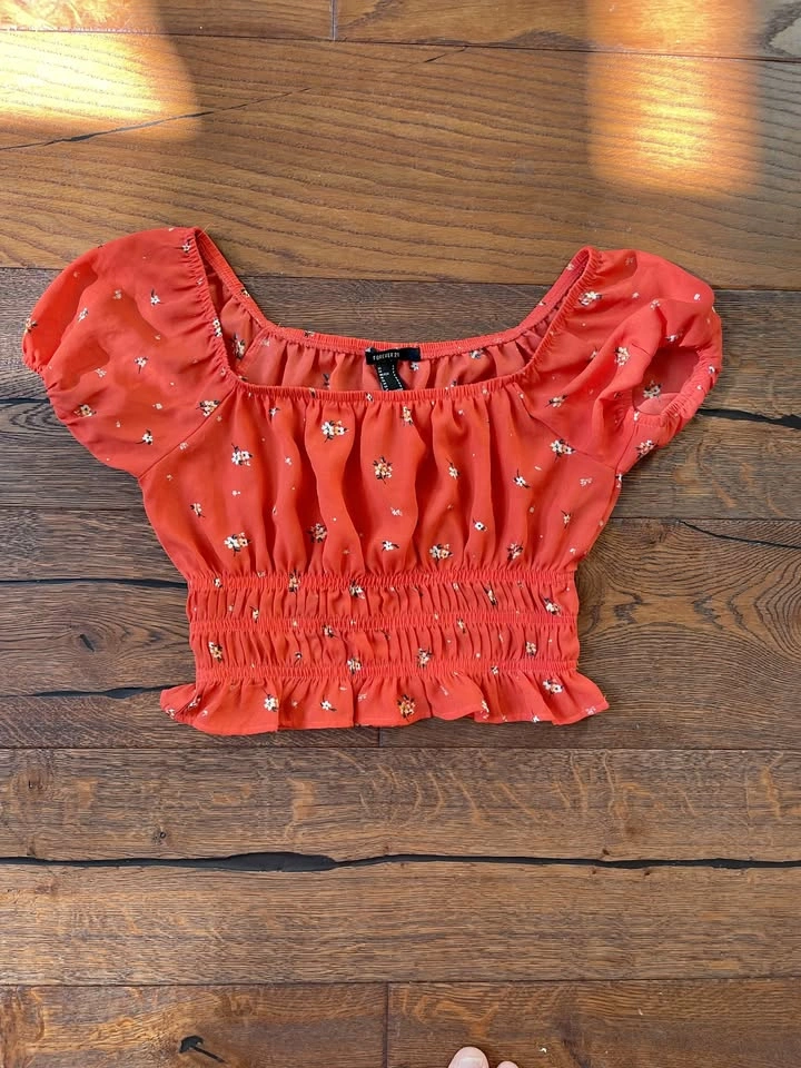 Summer shirt - Crop Top - SMALL