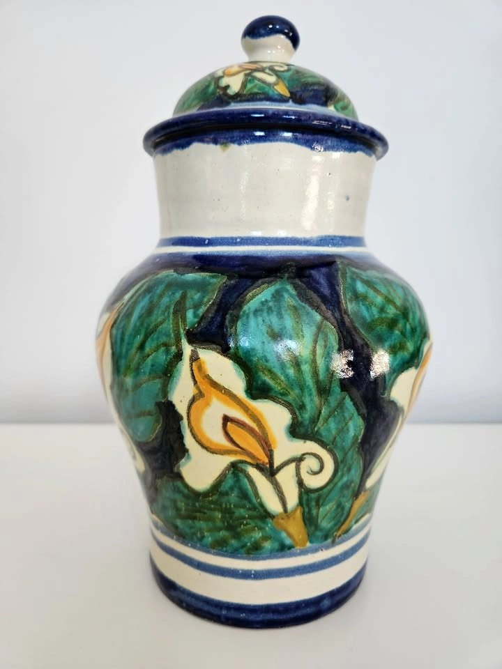 Vintage Talavera Ginger Jar - Calla Lily Motif