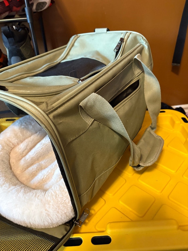 Small pet carrier - photo 3