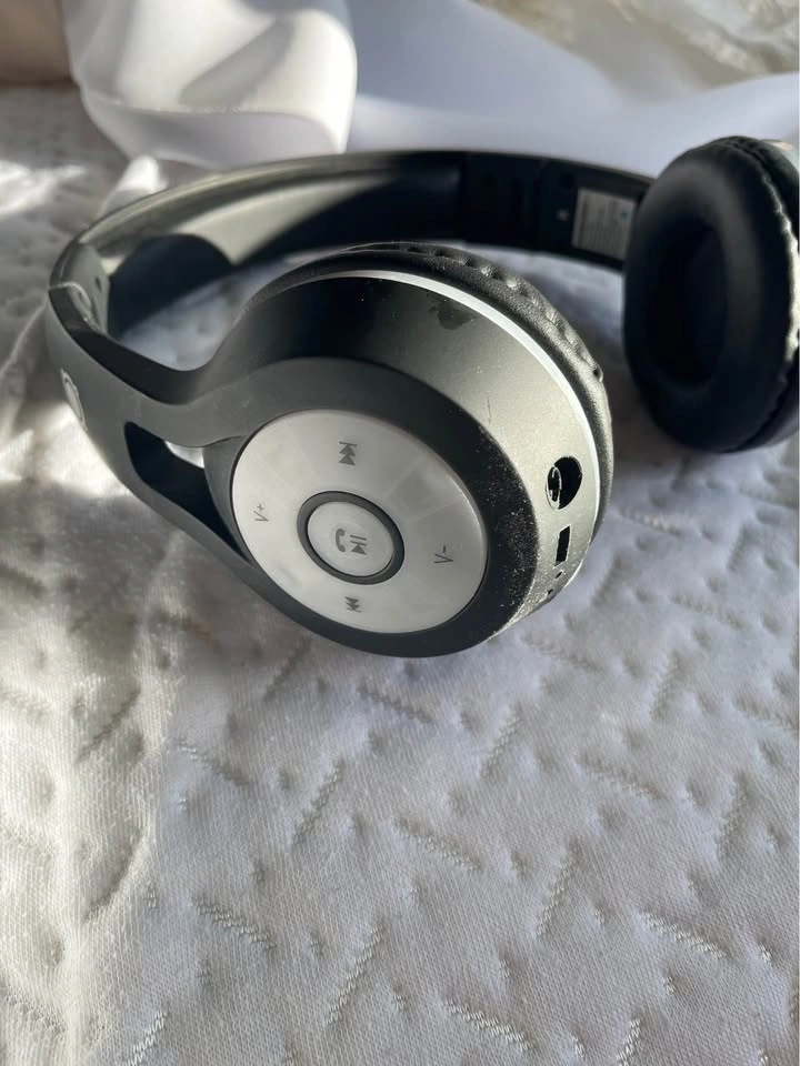 SoundLogic XT Wireless Bluetooth Headphones - photo 2
