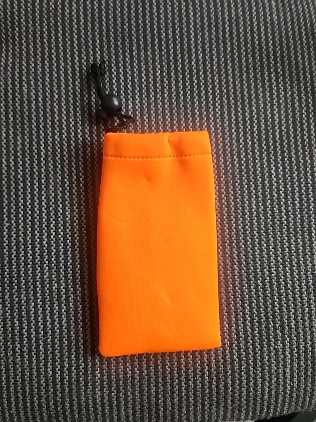 Ray-Ban Orange Neoprene Drawstring Pouch for Sunglasses - photo 2