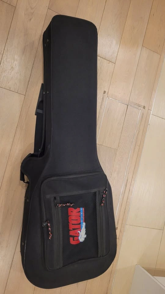 $120 Gator GL-SG Lightweight Guitar Case – Black - photo 3