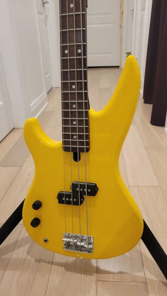 $300 Yamaha RBX200 Left Handed Precision Bass - Yellow - photo 3