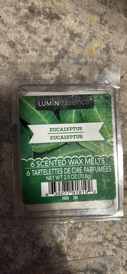 28 pack for $10 Wax melt - photo 5