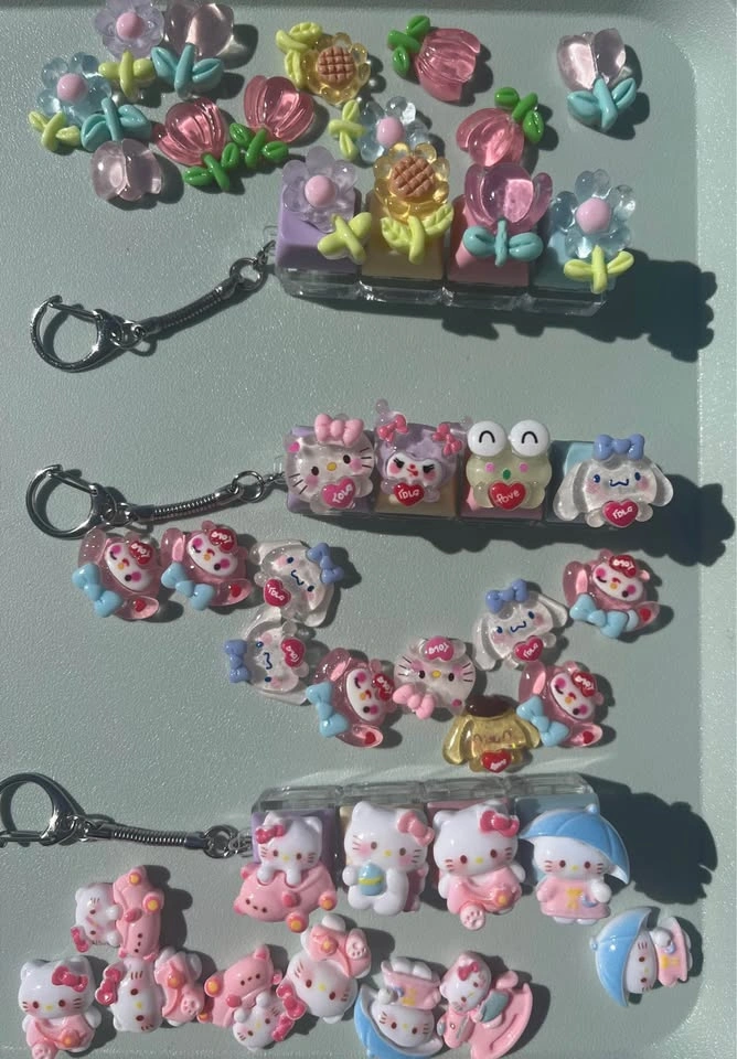 Custom keycaps with hand-glued decorative charms - photo 3