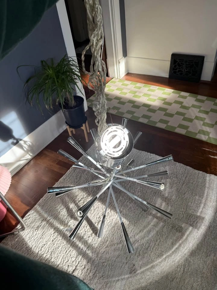 Statement light fixture - photo 4