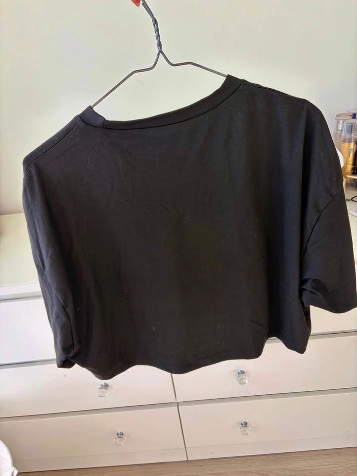 Closet Cleanout Sale!!✨ (2) - photo 2