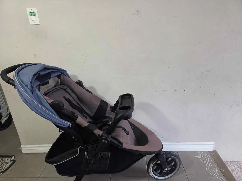 Stroller - photo 3
