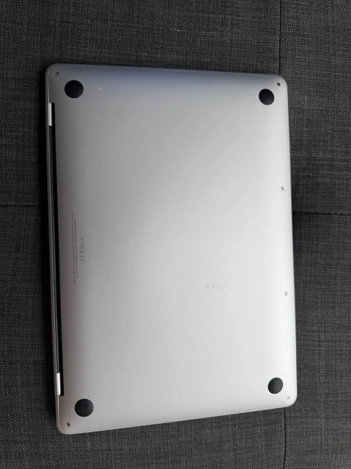MacBook Pro M1 8-core GPU - photo 2