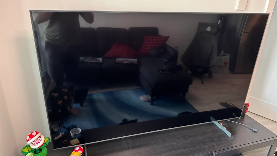 65' Samsung QLED 4K Smart TV - photo 4