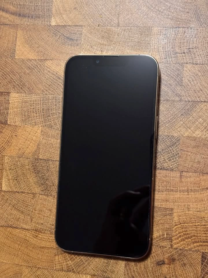 iPhone 13 Pro 128Gb Gold - photo 4