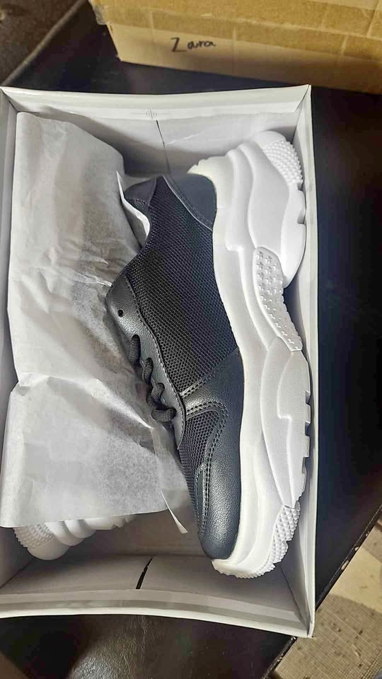 Sneaker for women set on a special chunky outsole