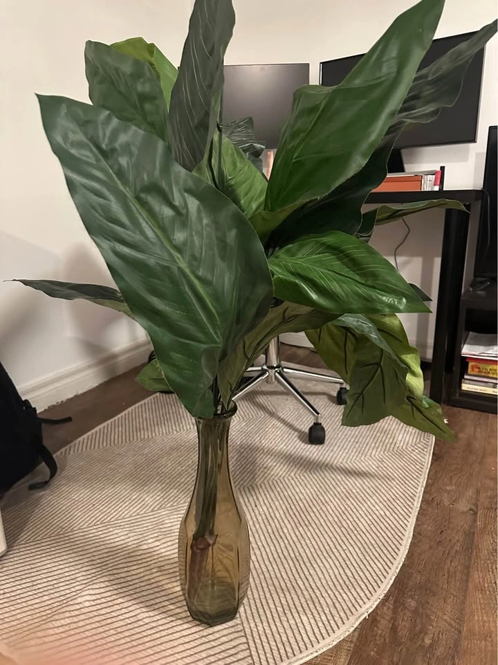 Faux plant perfect for indoor (house plant) - photo 3