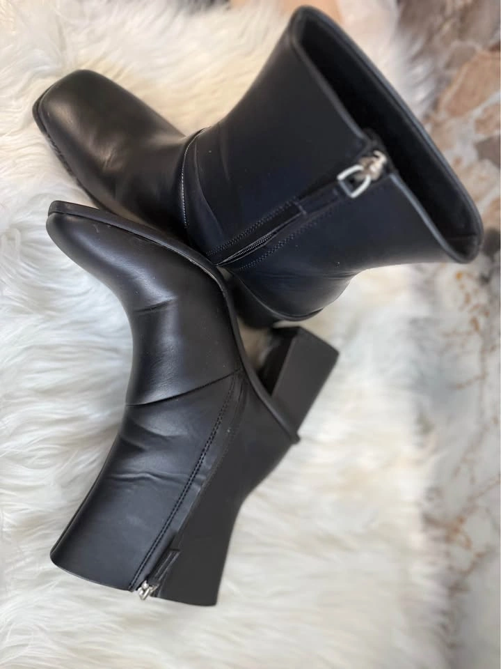 Ankle boots - Size 8 - photo 2