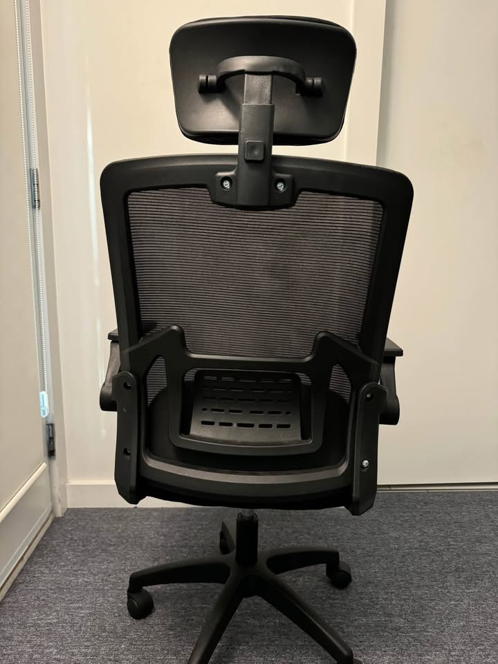 Ergonomic office chair- brand new - photo 3