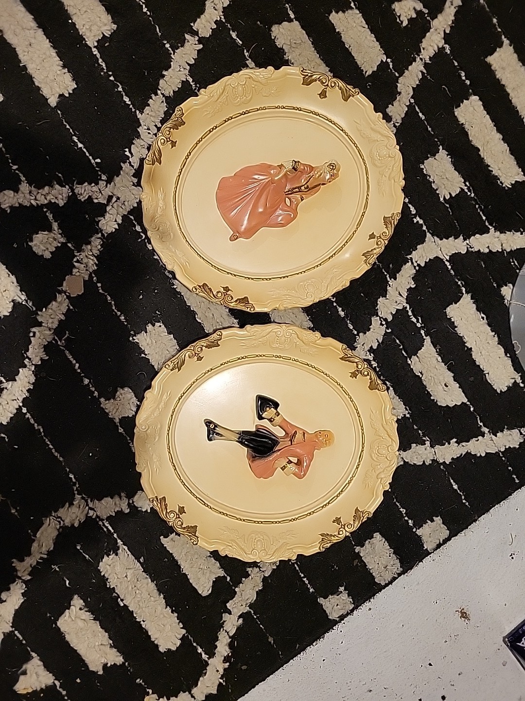Vintage Chalkware Dancing Couple Wall Plaques (Set of 2) - photo 3