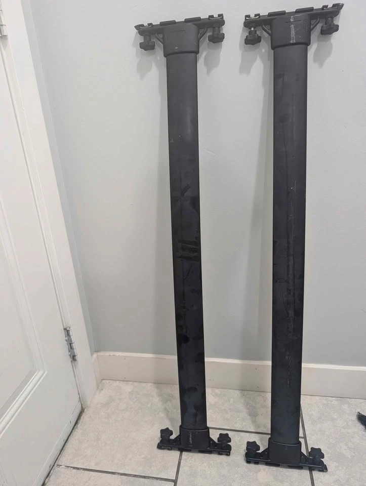 Toyota OEM Roof Cross Bars - photo 4